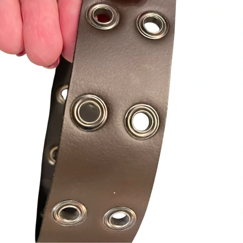 NWOT Men's Black & Brown Reversible Leather Belt with Silver Buckle. Size 3XL